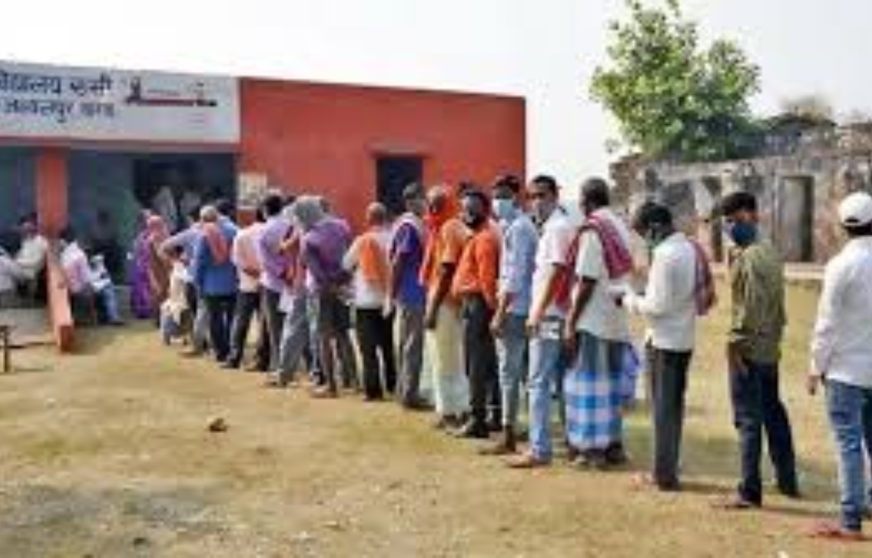 Garkha Assembly Seat