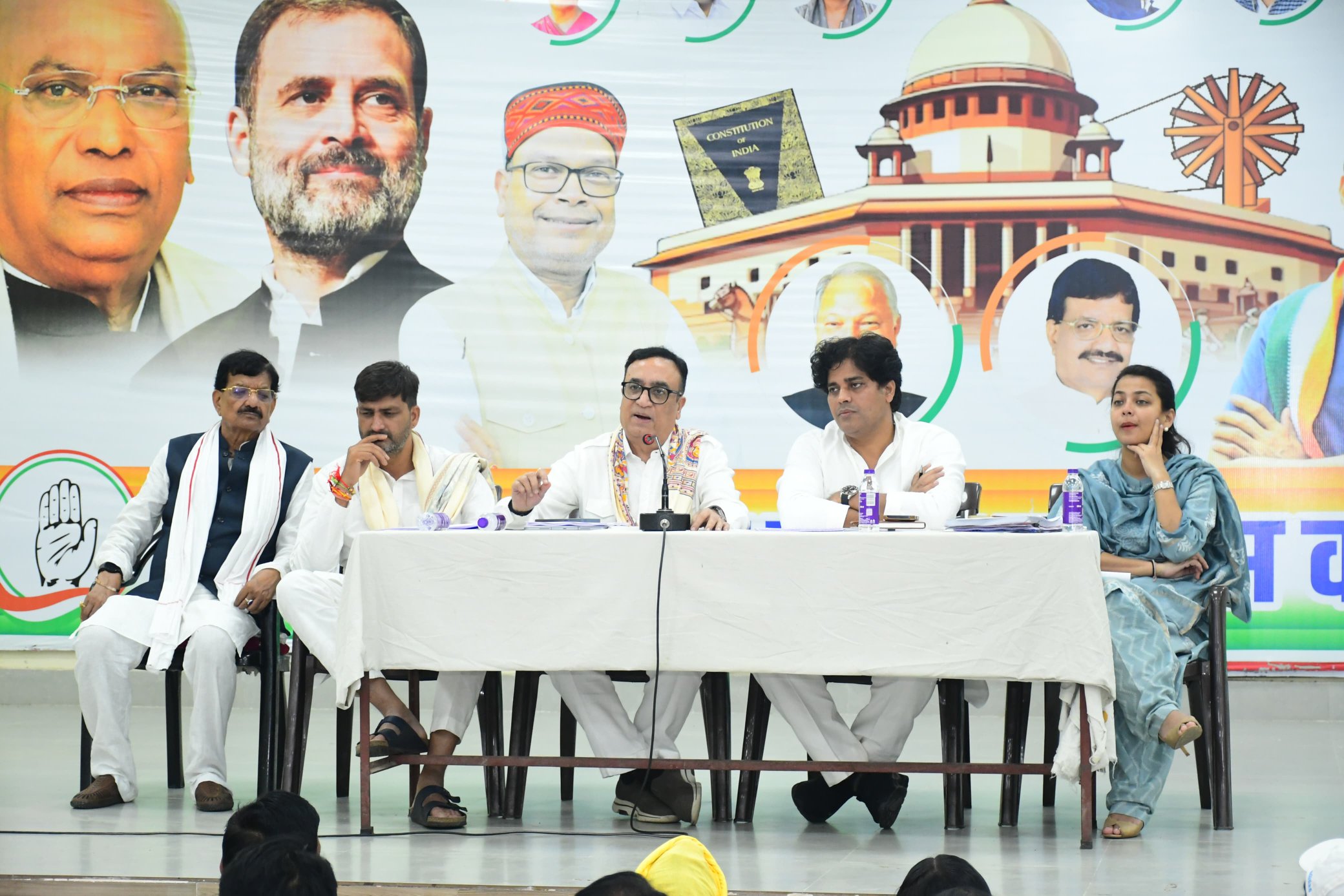 पटना के सदाकत आश्रम में कांग्रेस स्क्रीनिंग कमेटी की अहम बैठक