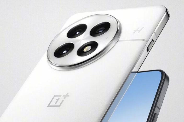 OnePlus 13 की कीमत गिरी ताबड़तोड़, Amazon पर चल रही डील लपकने का आखरी मौका