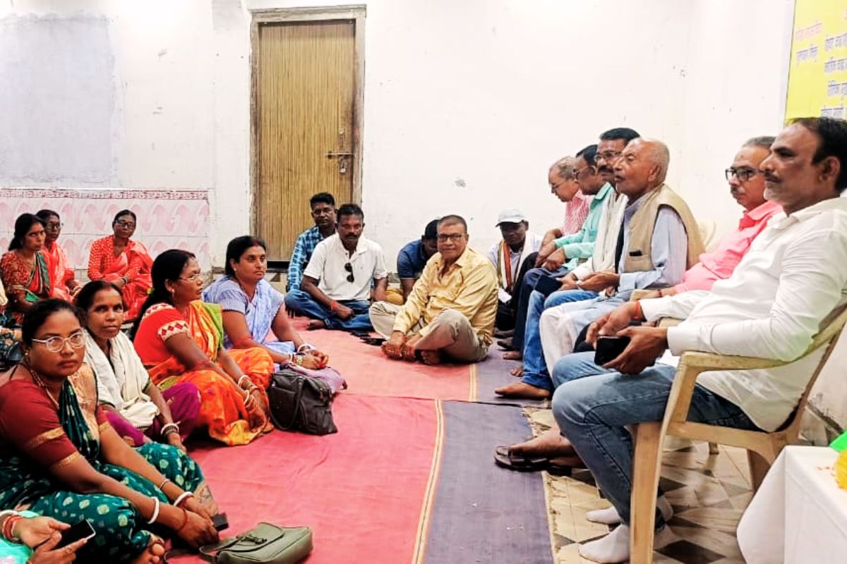 PDS Dealers Strike Threat seraikela jharkhand