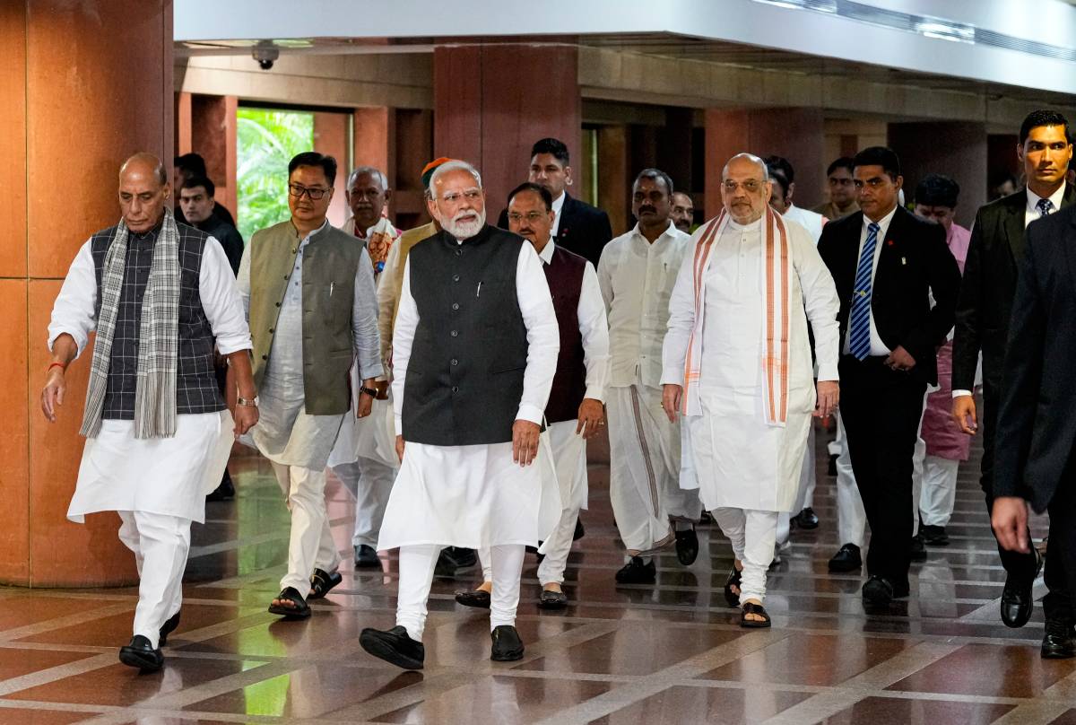 PM Modi in NDA Meeting