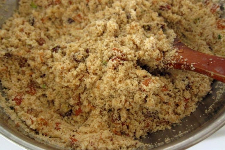 Sabudana Panjiri Recipe: जन्माष्टमी भोग में जरूर बनाएं साबूदाना पंजीरी का खास प्रसाद, फॉलो करें आसान रेसिपी