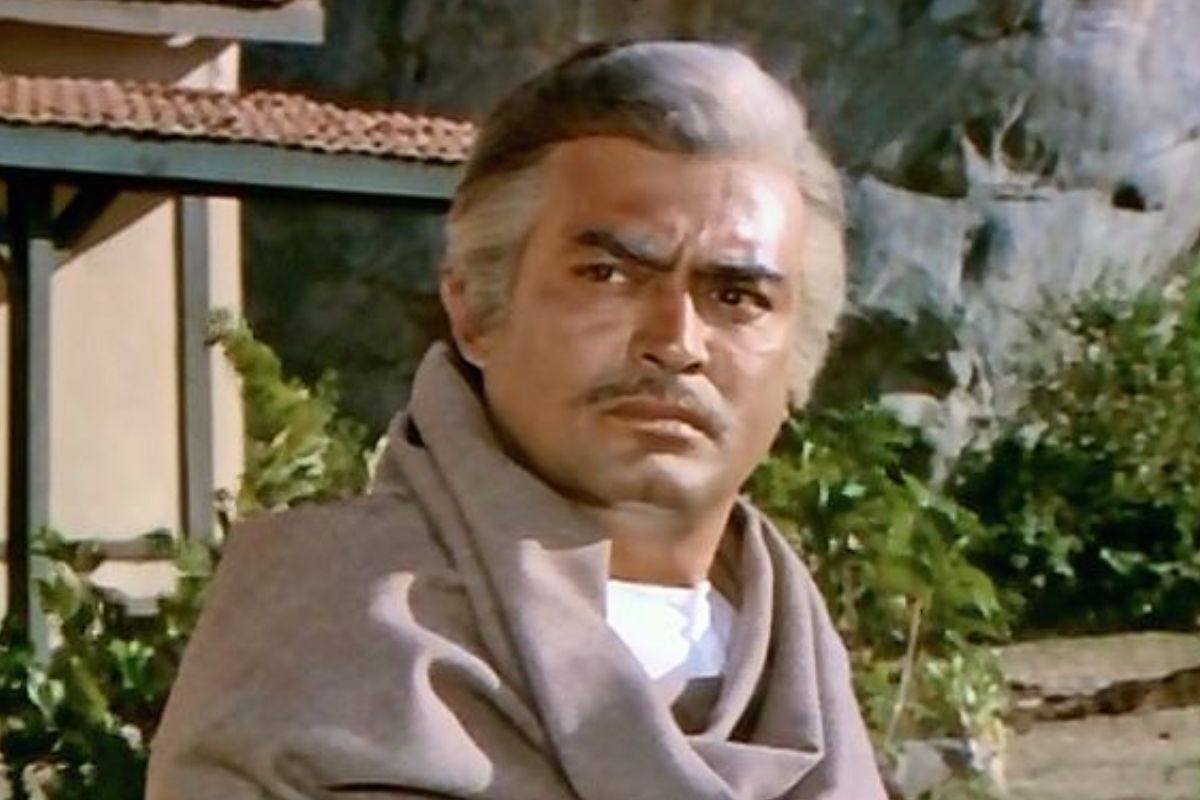 Sanjeev Kumar was not first choice for thakur role in Sholay