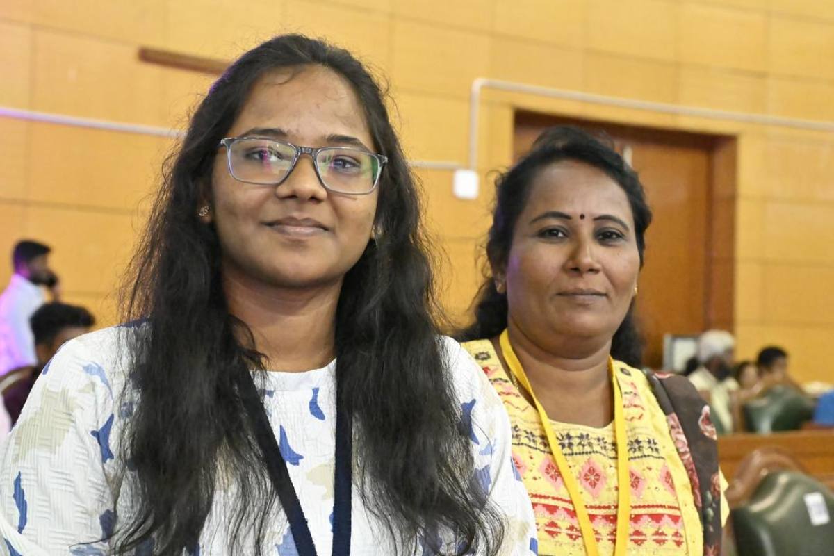 Success Story Mother Daughter Clear NEET Together
