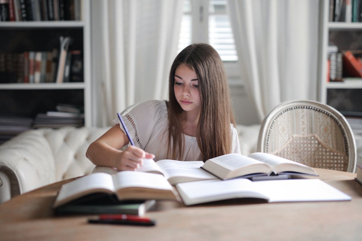 Time Management Tips for UPSC Mains 2025