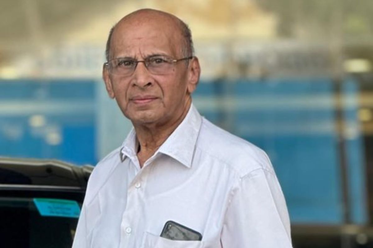 Two Rupee Doctor AK Rayaru Gopal