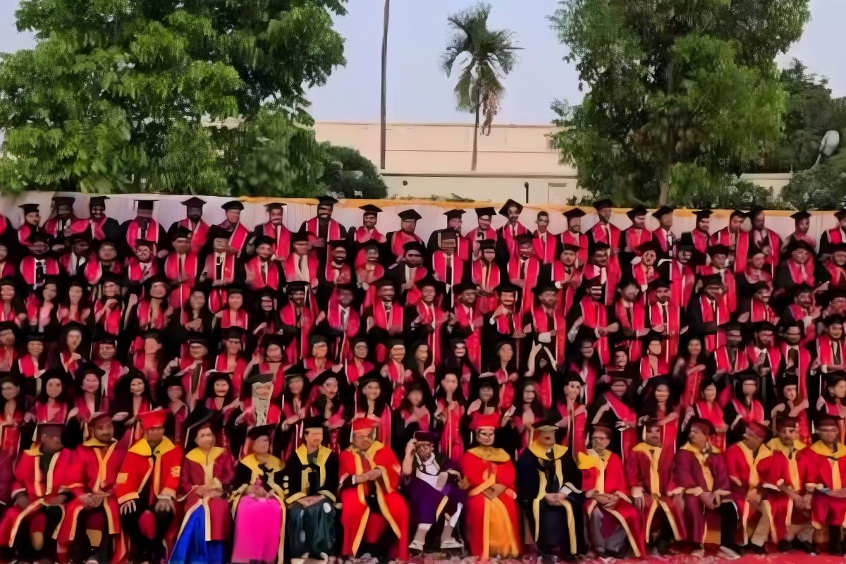 Viral Video Convocation Photoshoot