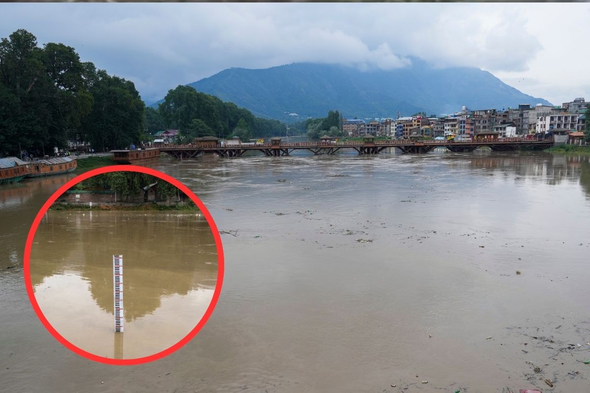 Water level of River Jhelum