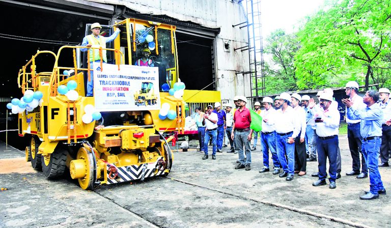 Rourkela News: राउरकेला इस्पात संयंत्र में ट्रैक मोबाइल परिचालन का उद्घाटन