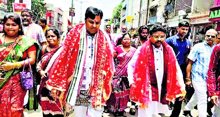 Jharsuguda News: संबलपुरी भाषा, साहित्य और परंपरा को पूरे विश्व में मिली पहचान : डॉ महालिंग