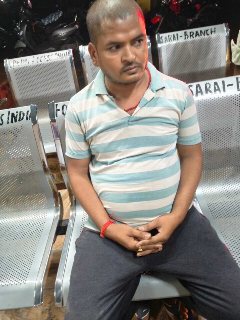 अशोक धाम परिसर से कट्टा व दो कारतूस के एक व्यक्ति गिरफ्तार