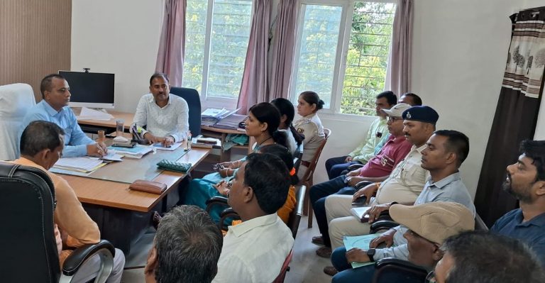 स्वतंत्रता दिवस की तैयारी को लेकर एसडीओ ने की बैठक, कार्यक्रम की बनी रूपरेखा