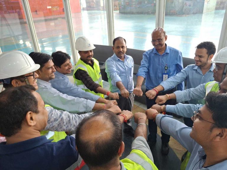 Dhanbad News : एमपीएल में रक्षा बंधन पर प्रेरक कार्यक्रम