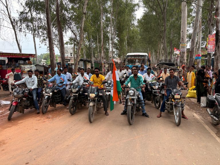 हर घर तिरंगा फहराने के लिए लोगों को किया जागरूक
