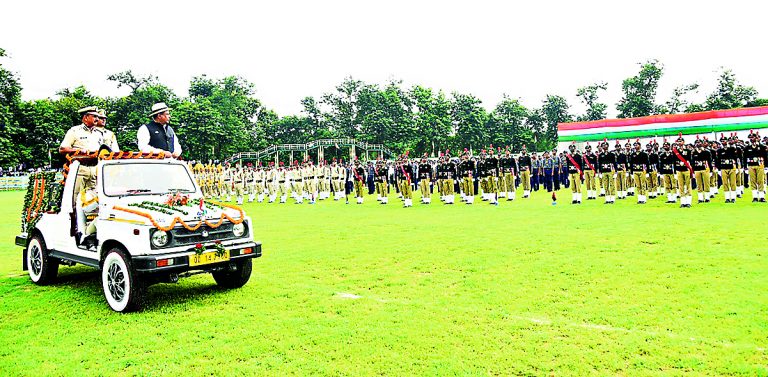 Rourkela News: देश को प्रगति के पथ पर आग ले जाने का सभी दृढ़ संकल्प लें : आलोक वर्मा