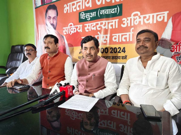 राहुल गांधी सत्ता अधिकार यात्रा में अनर्गल बयानबाजी कर रहे हैं-शाहनवाज हुसैन