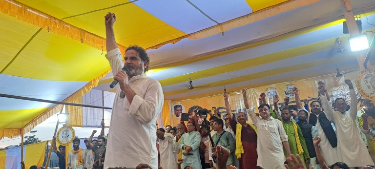 लोगों को राहुल की लड़ाई से क्या लेना, जनता बिहार में मुद्दों पर जवाब चाहती है : प्रशांत किशोर