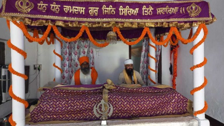 श्रीगुरुग्रंथ साहिब के अखंड पाठ से 421वां तीन दिवसीय गुरुपर्व आरंभ
