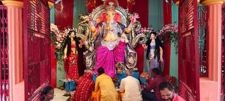 51 हजार लड्डुओं का लगाया जायेगा भोग