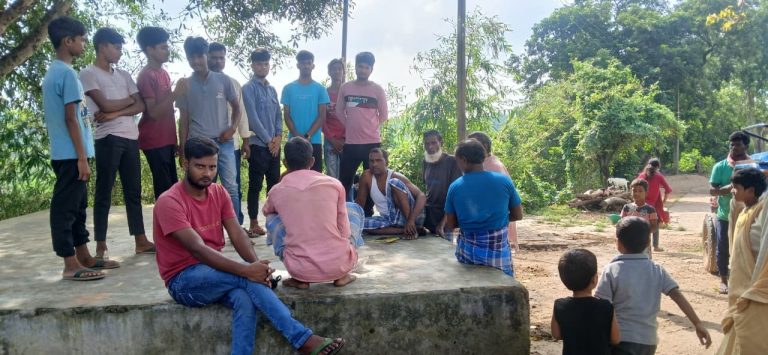 आठ किसानों ने फसल बीमा के लिए दिया आवेदन