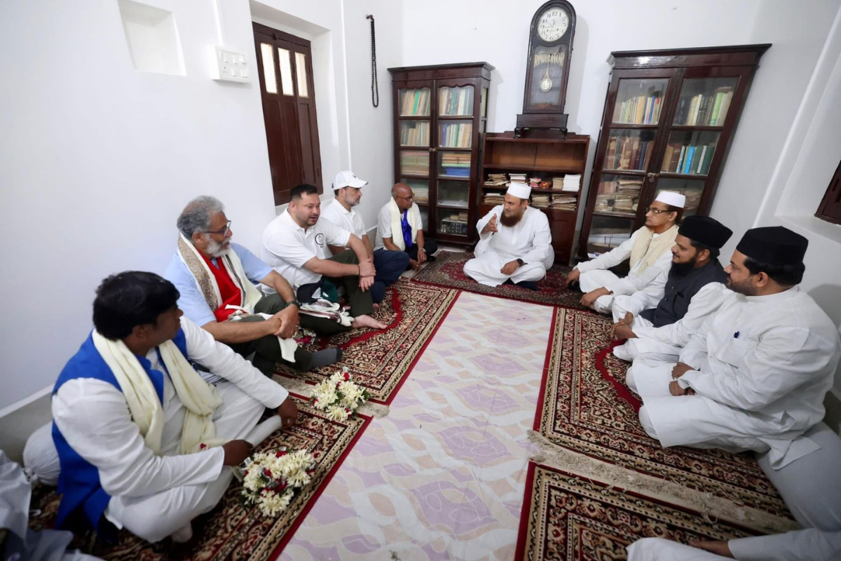 rahul gandhi road show