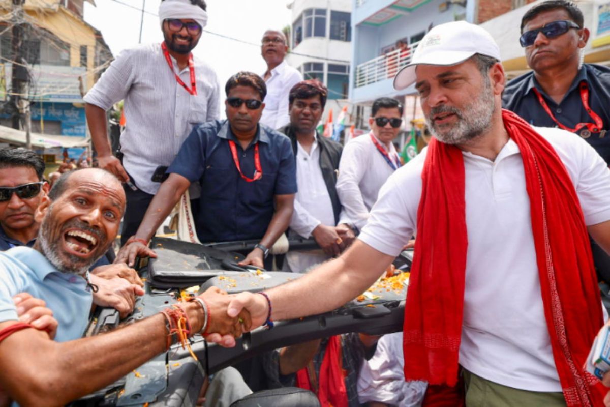 rahul gandhi yatra| In Voter Adhikar Yatra, belongings of many leaders including former minister were stolen