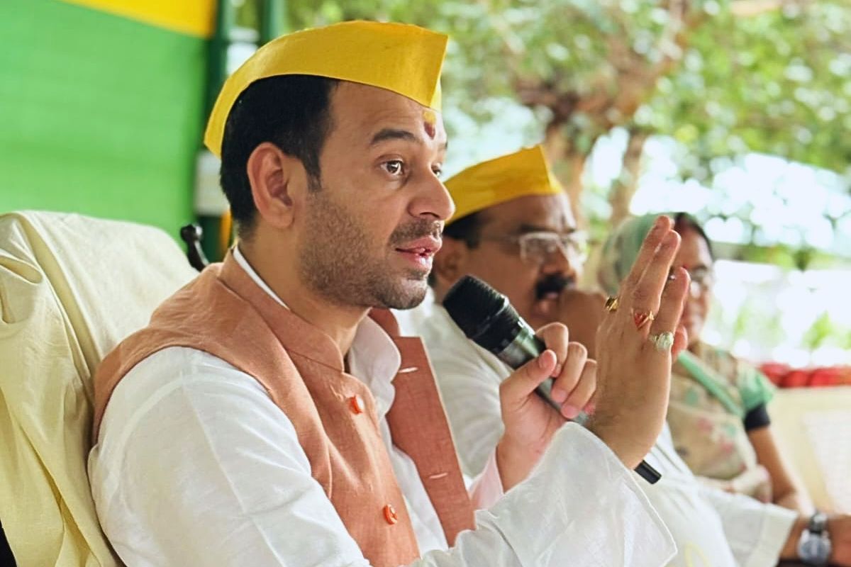 tej pratap yadav| Tej Pratap Yadav called Mahua MLA Mukesh Roshan an imposter