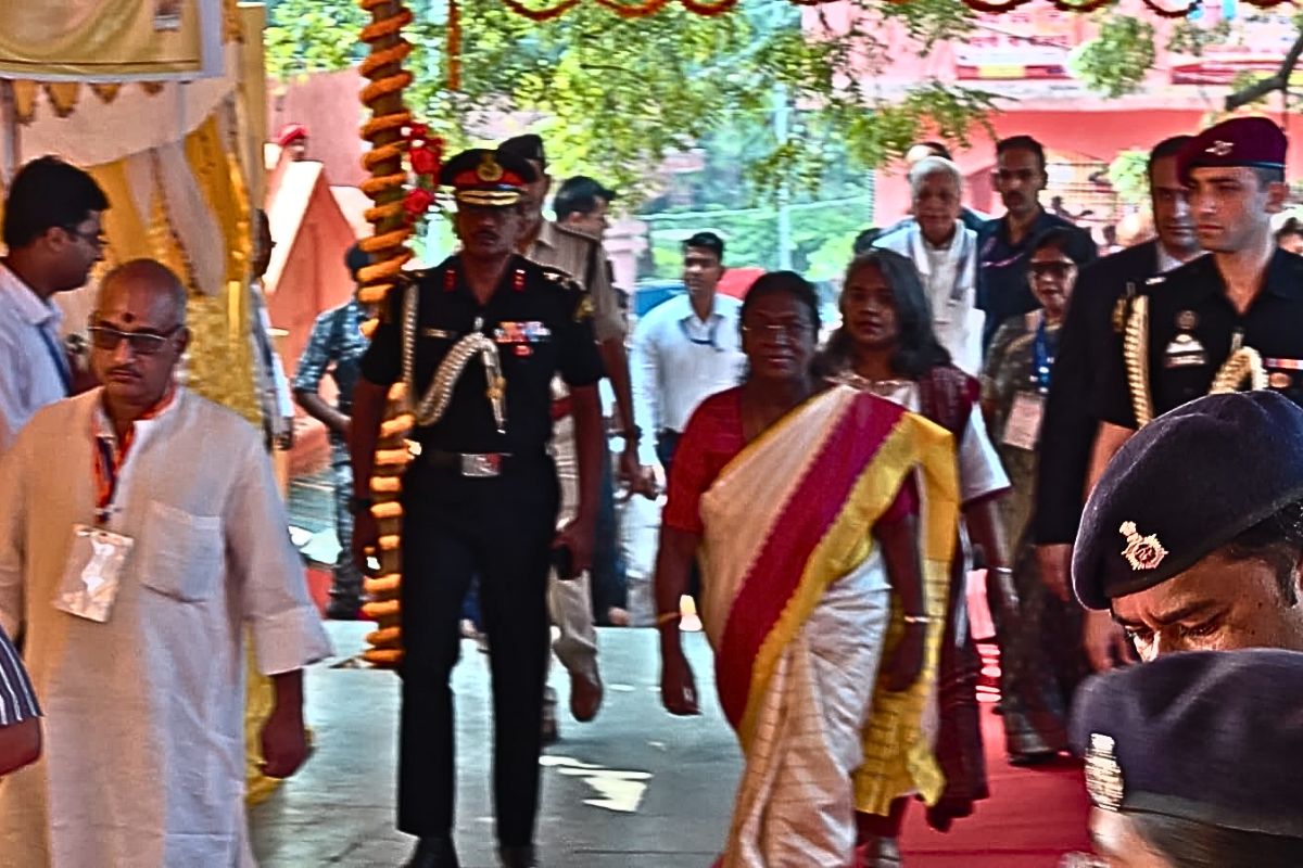 Bihar News President Draupadi Murmu performed Pind Daan at Vishnupad Temple