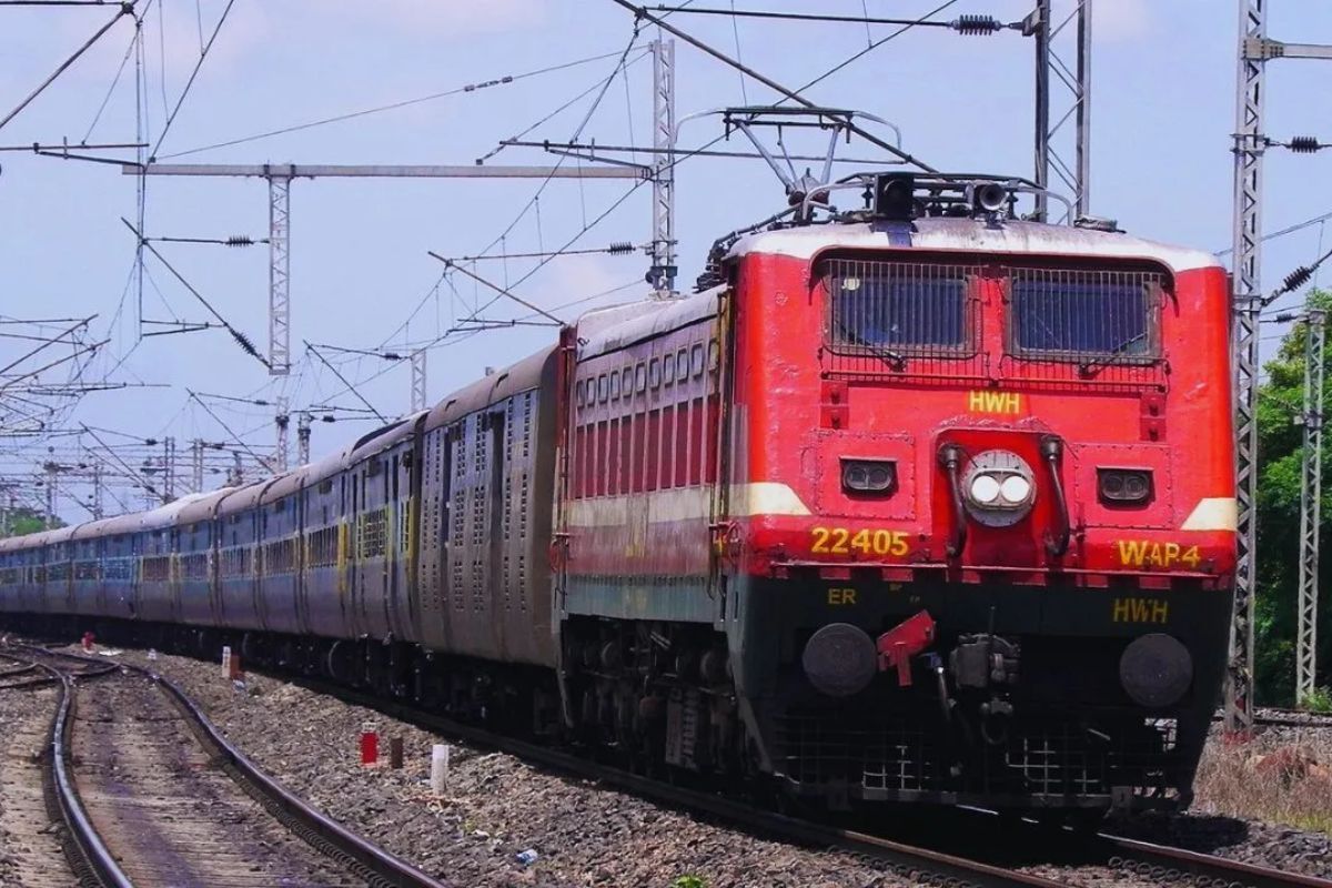 Bihar Train News Ara and Buxar stations know timing and route
