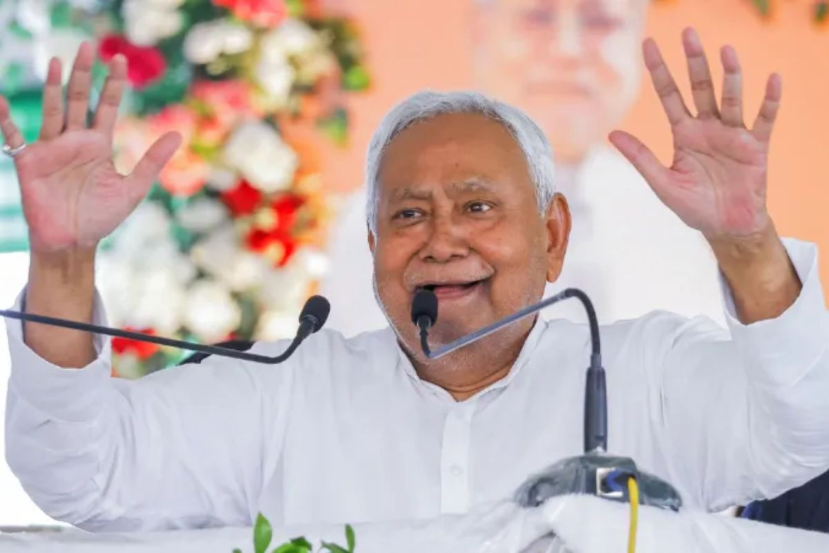 CM Nitish Gift Vikas Mitras receive 25000 rupees to buy tablet major announcement