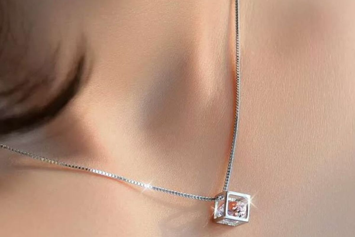 Dainty Silver Chain For Women: हर आउटफिट के लिए परफेक्ट डेली वियर चेन 1 Dainty Silver Chain For Women 2