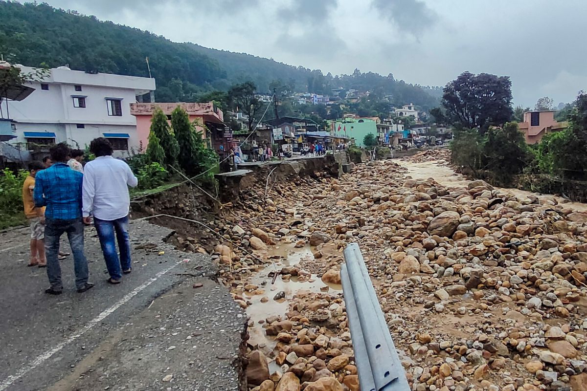 Dehradun road washed away