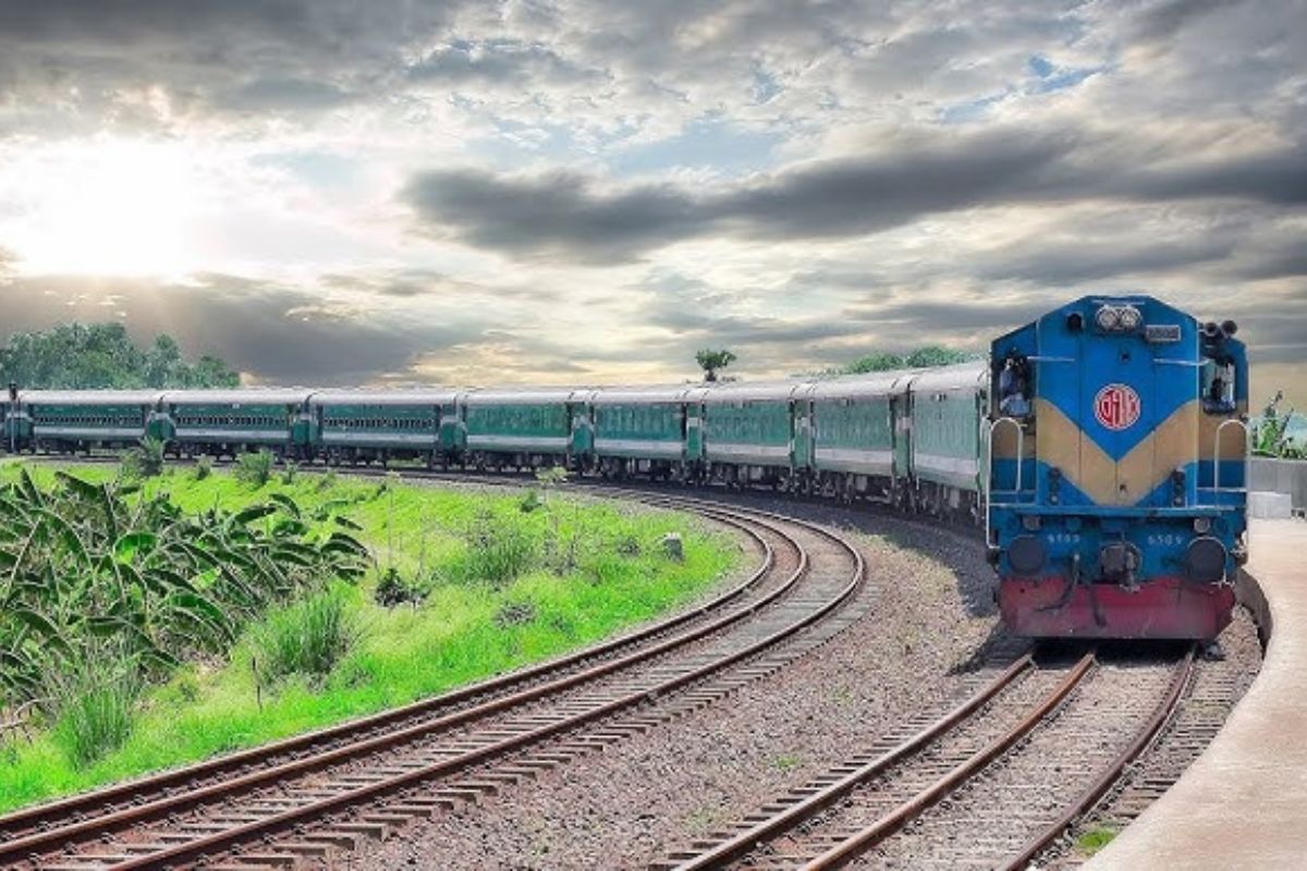 Direct train service to many major cities from Supaul