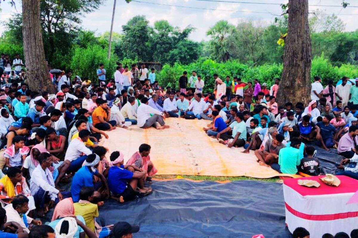 Dishom Baissie meeting despite prohibition order in Poreyahat Godda