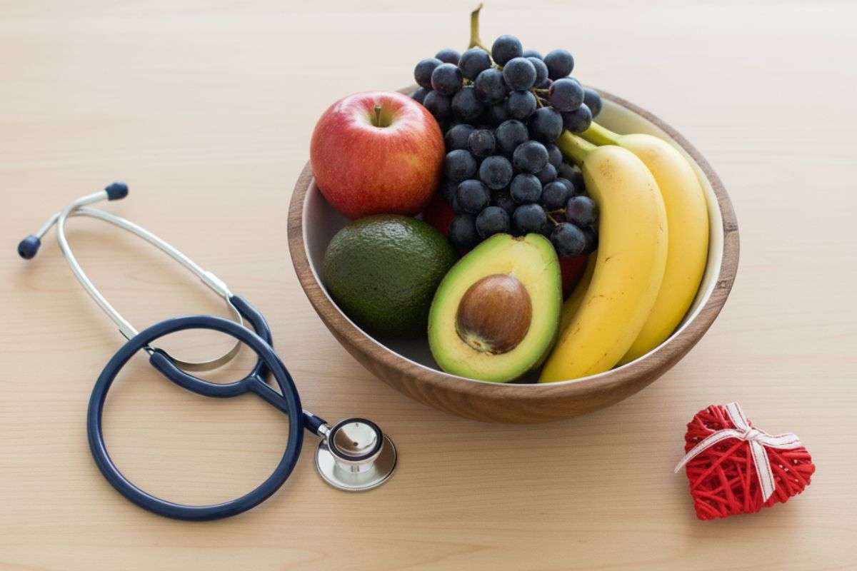 Fruits For Healthy Heart: दिल को लंबे समय तक रखना है मजबूत, तो अपनी डाइट में जरूर शामिल करें ये फल