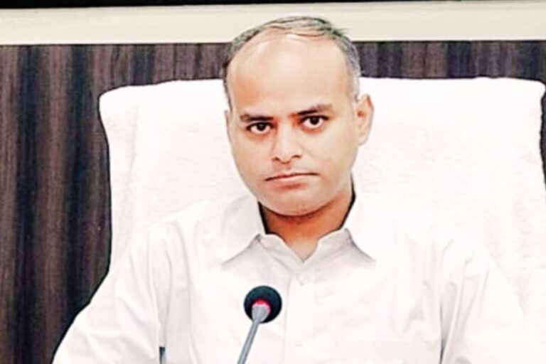 घाटशिला विधानसभा उपचुनाव में कुल 2,55,823 मतदाता, पिछले चुनाव से 4,456 अधिक