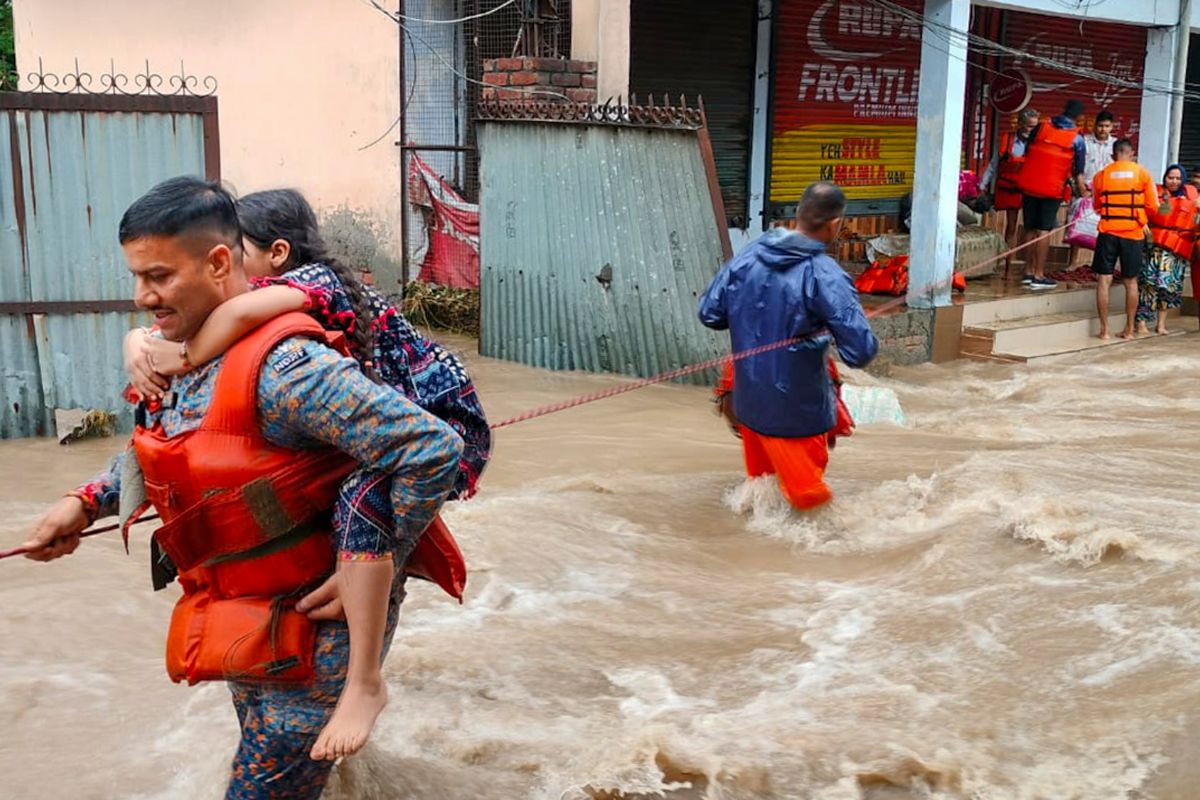 Heavy Rain Alert Rajasthan: राजस्थान में मानसून एक्टिव, जारी रहेगा बारिश का दौर, इन इलाकों में अलर्ट 5 Heavy Rain School Closed