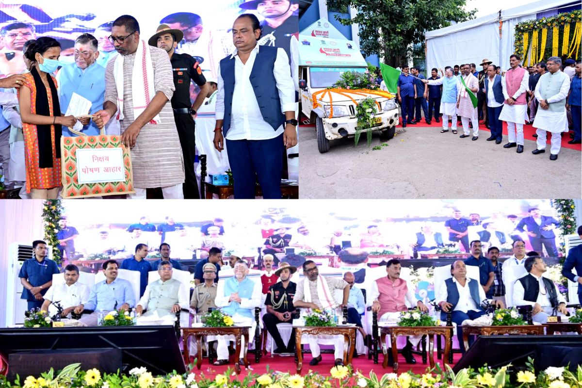 Hemant Soren in Swasth Nari Sashakt Parivar Abhiyaan launching