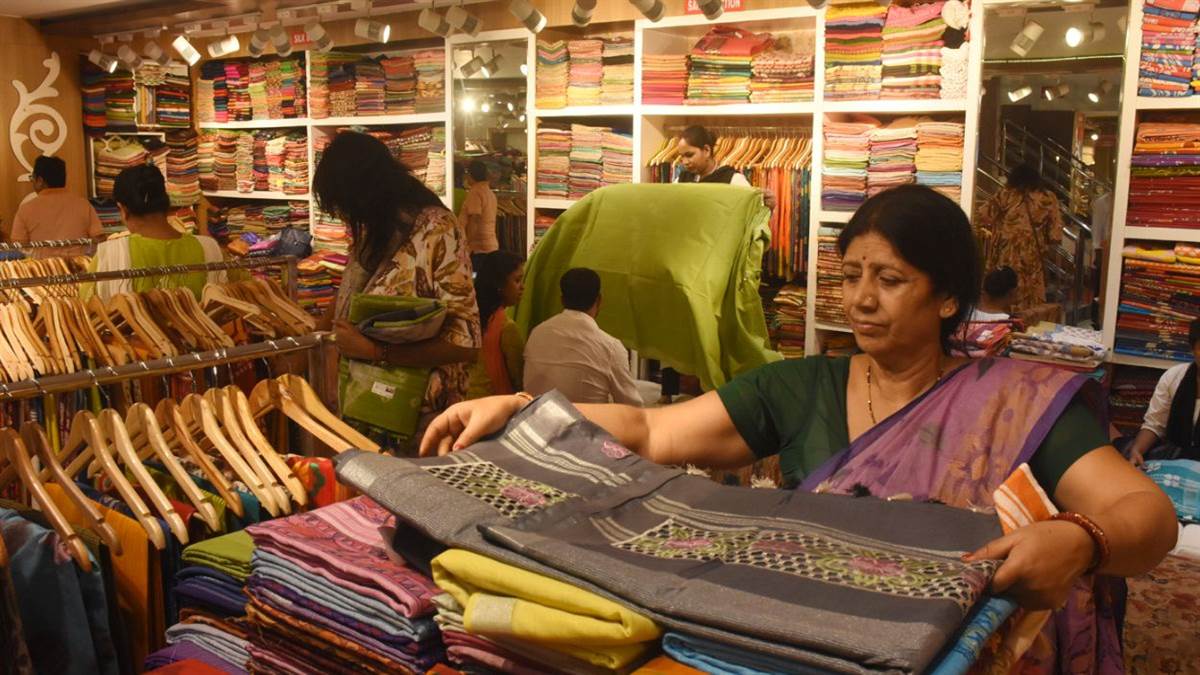 Khadi Mall Cum Urban Haat Inaugurated In Mithila 1