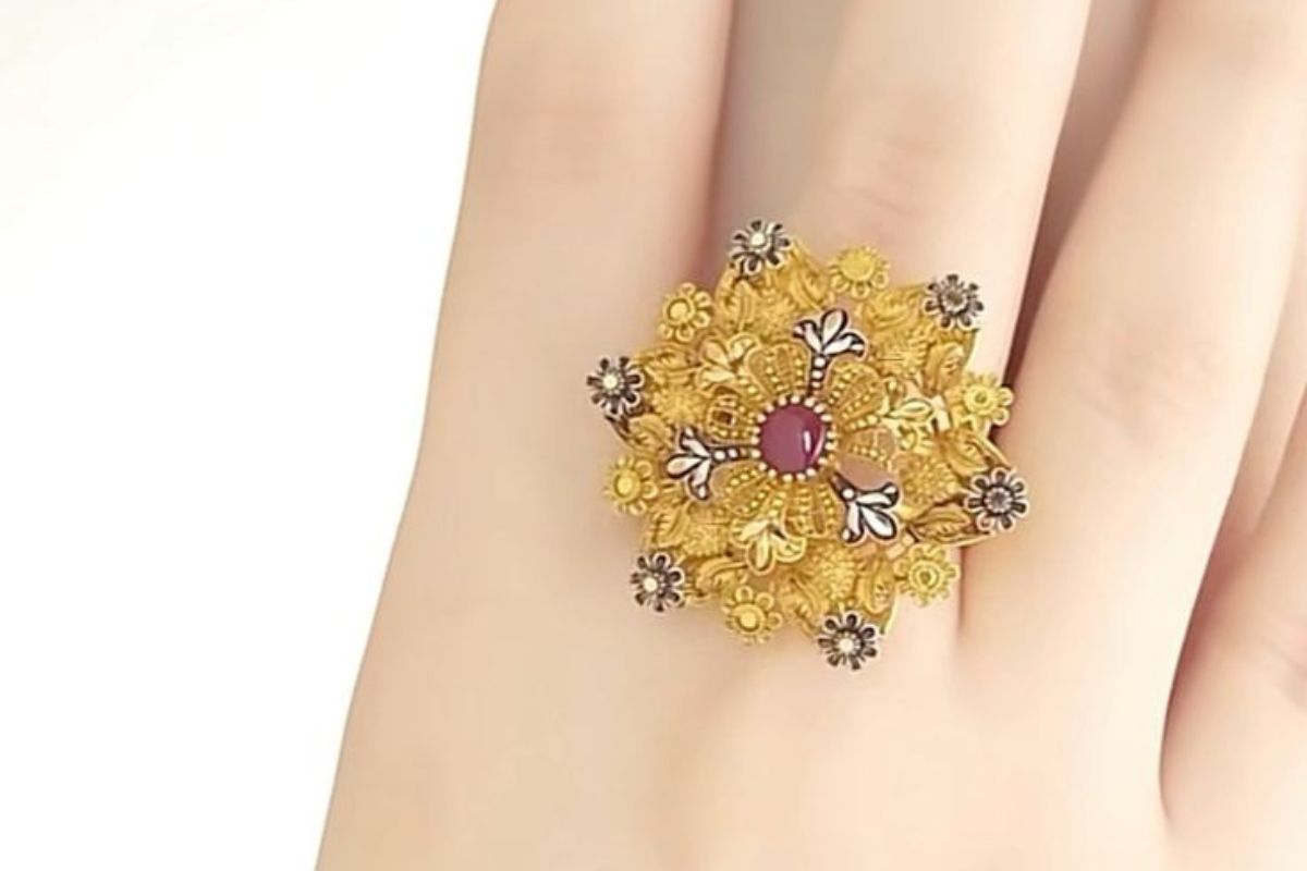Latest Karva Chauth Gold Ring