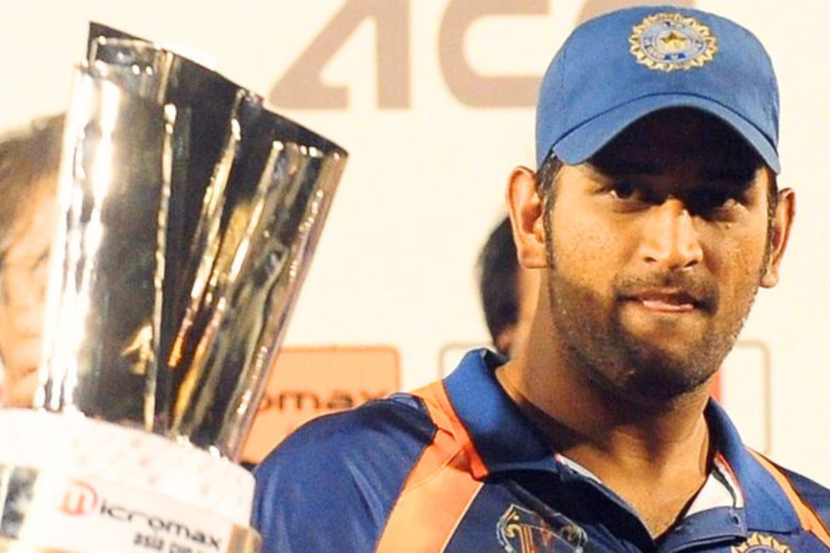 MS Dhoni in Asia Cup