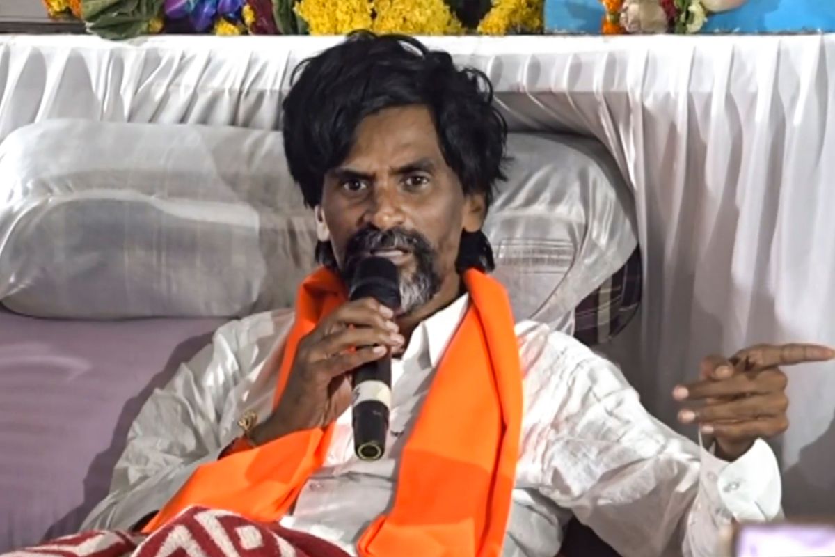 Manoj Jarange breaks fast