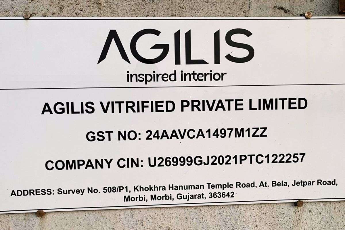 Migrant Laborers Stuck in Gujarat this company