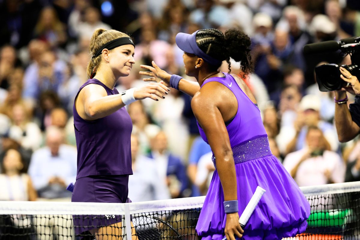 Naomi Osaka and Karolina Muchova During US Open 2025 Quaterfinal