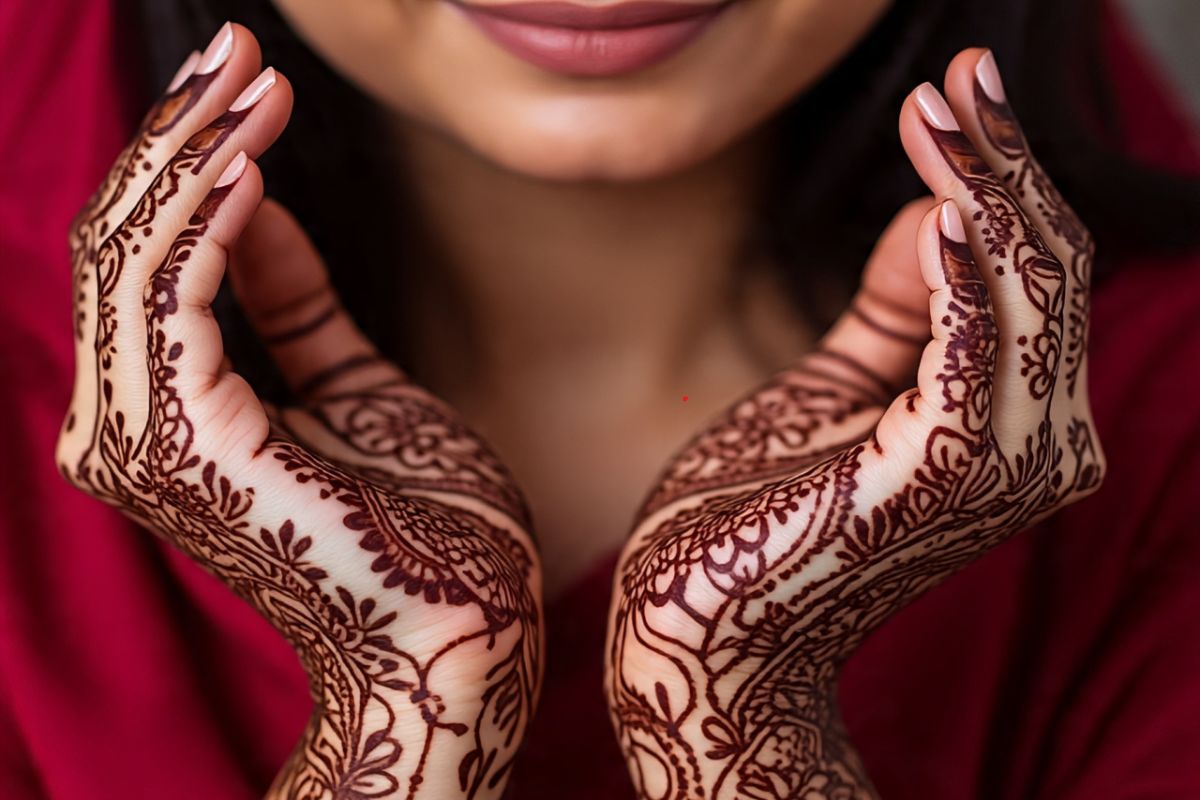 Navratri Simple Mehndi Designs