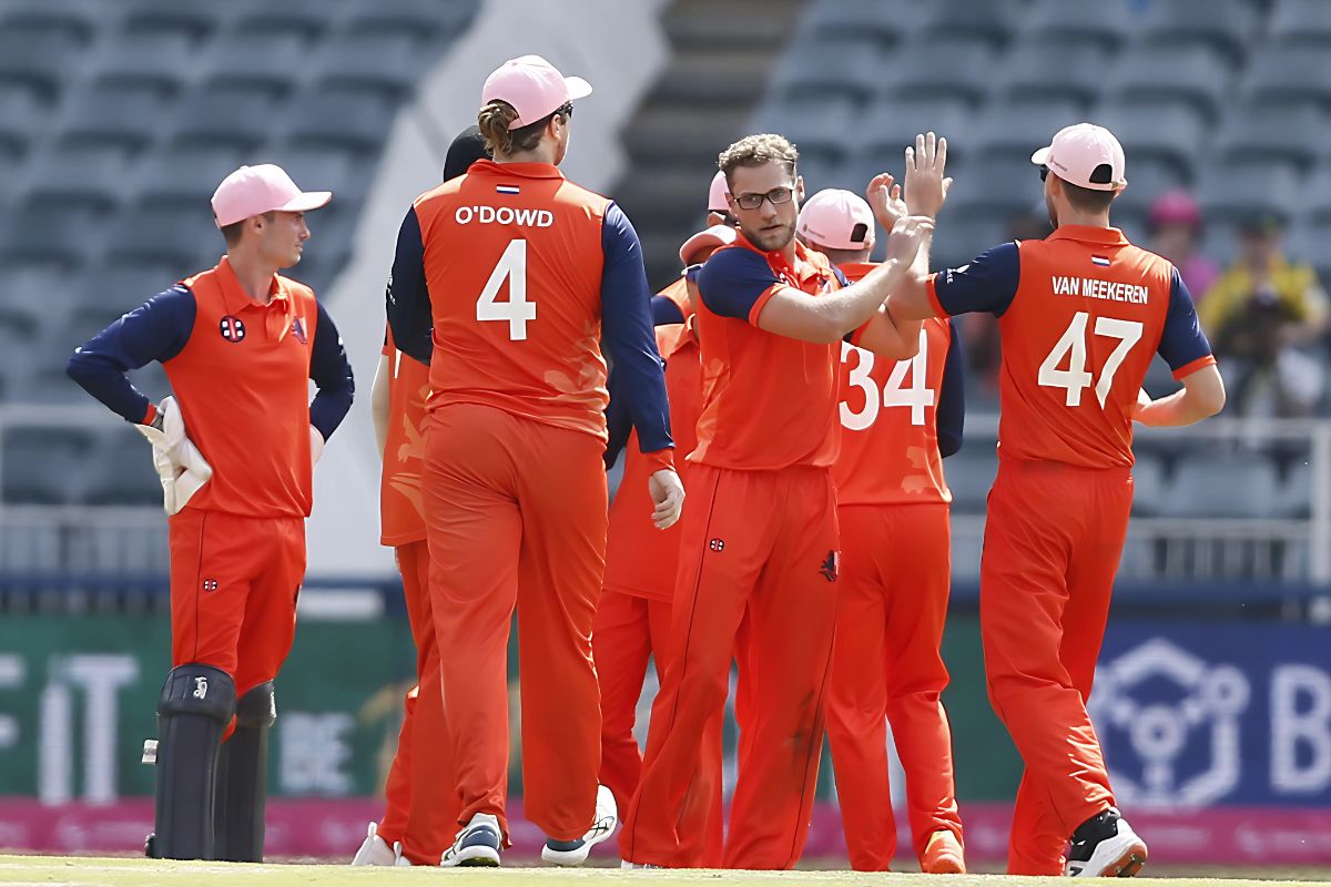 Netherlands pacer Vivian Kingma banned