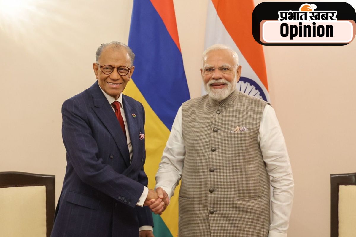 PM Modi with Dr. Navinchandra Ramgoolam