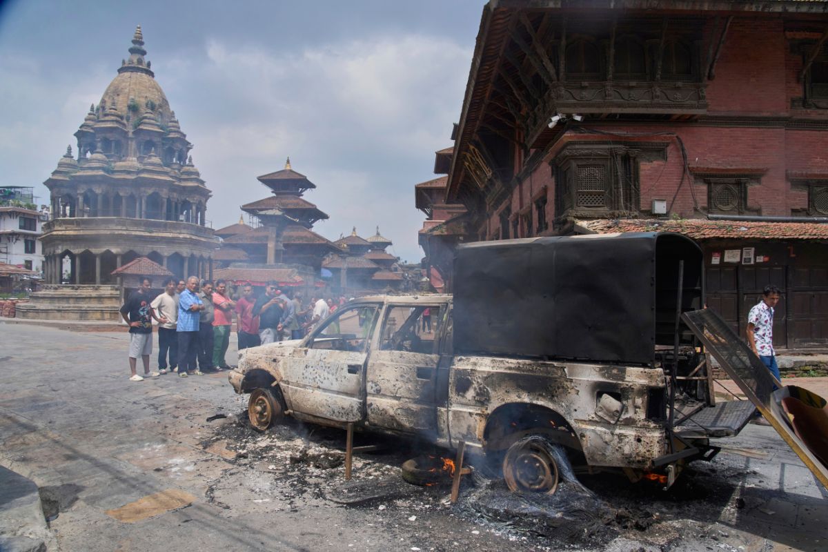 People-Burnt-Police-Vehicle