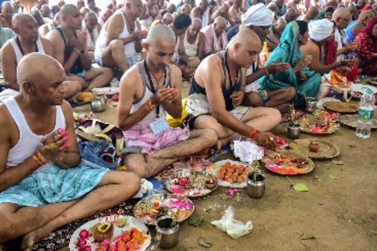 Pitru Paksha 2025 starts from today