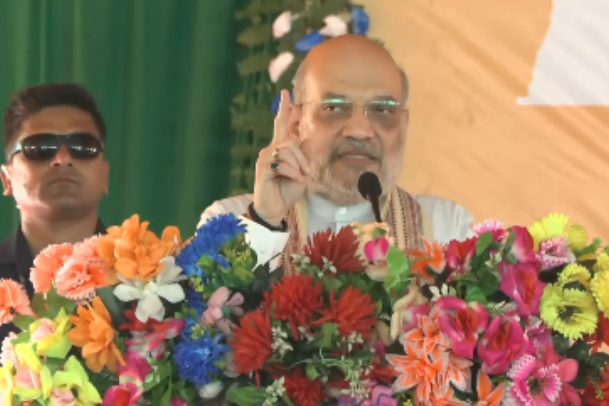 बेगूसराय में जनसभा को संबोधित करते गृह मंत्री अमित शाह